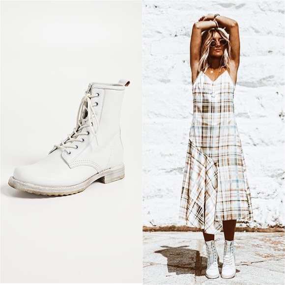 $399 Frye Veronica Combat Tan Cream Distressed Leather Lace Up Vintage Moto Boot - Picture 8 of 16